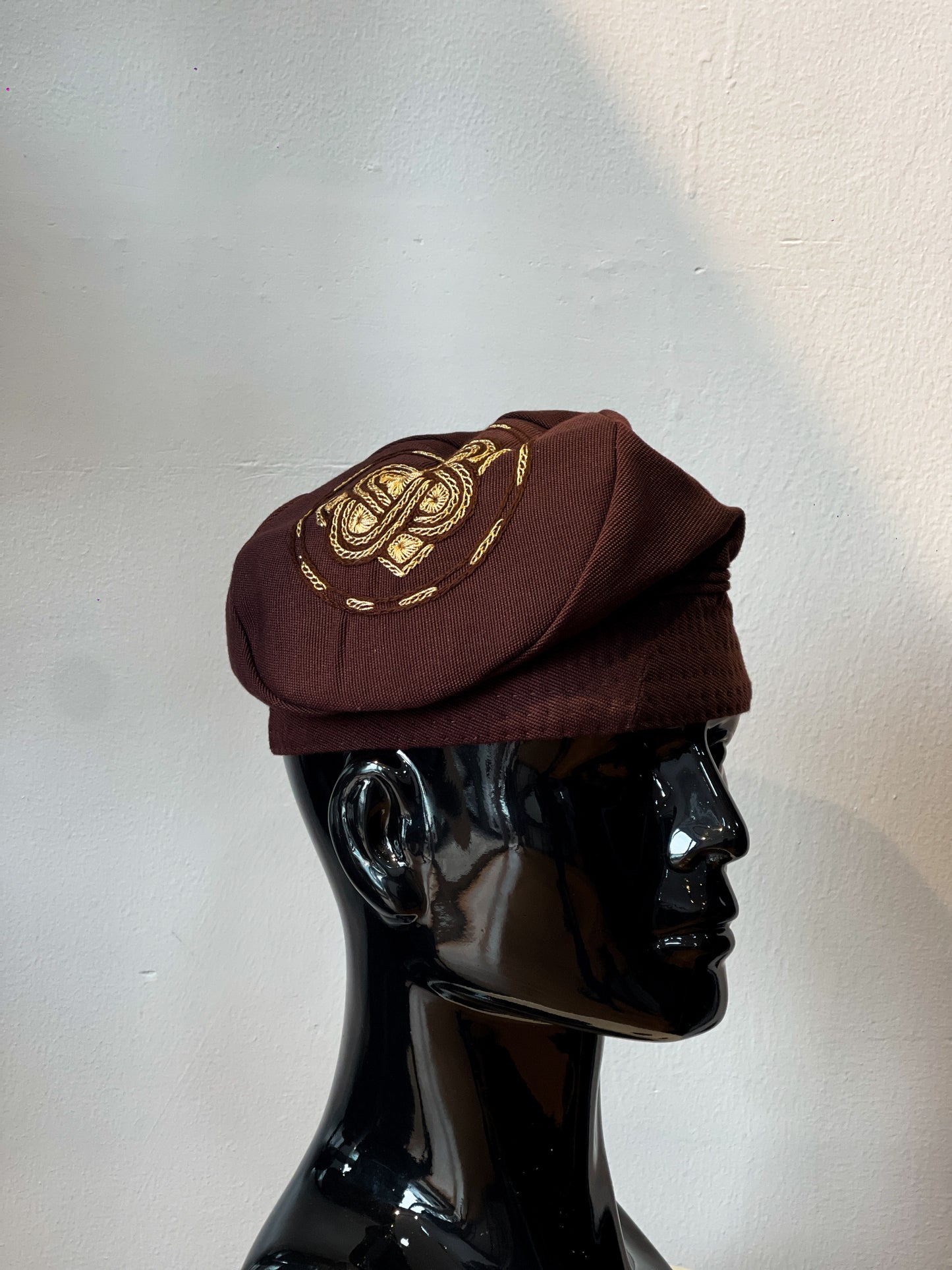 Orí Adé Signature Brown Yoruba Cap with Hand-Embroidered Heritage Knot