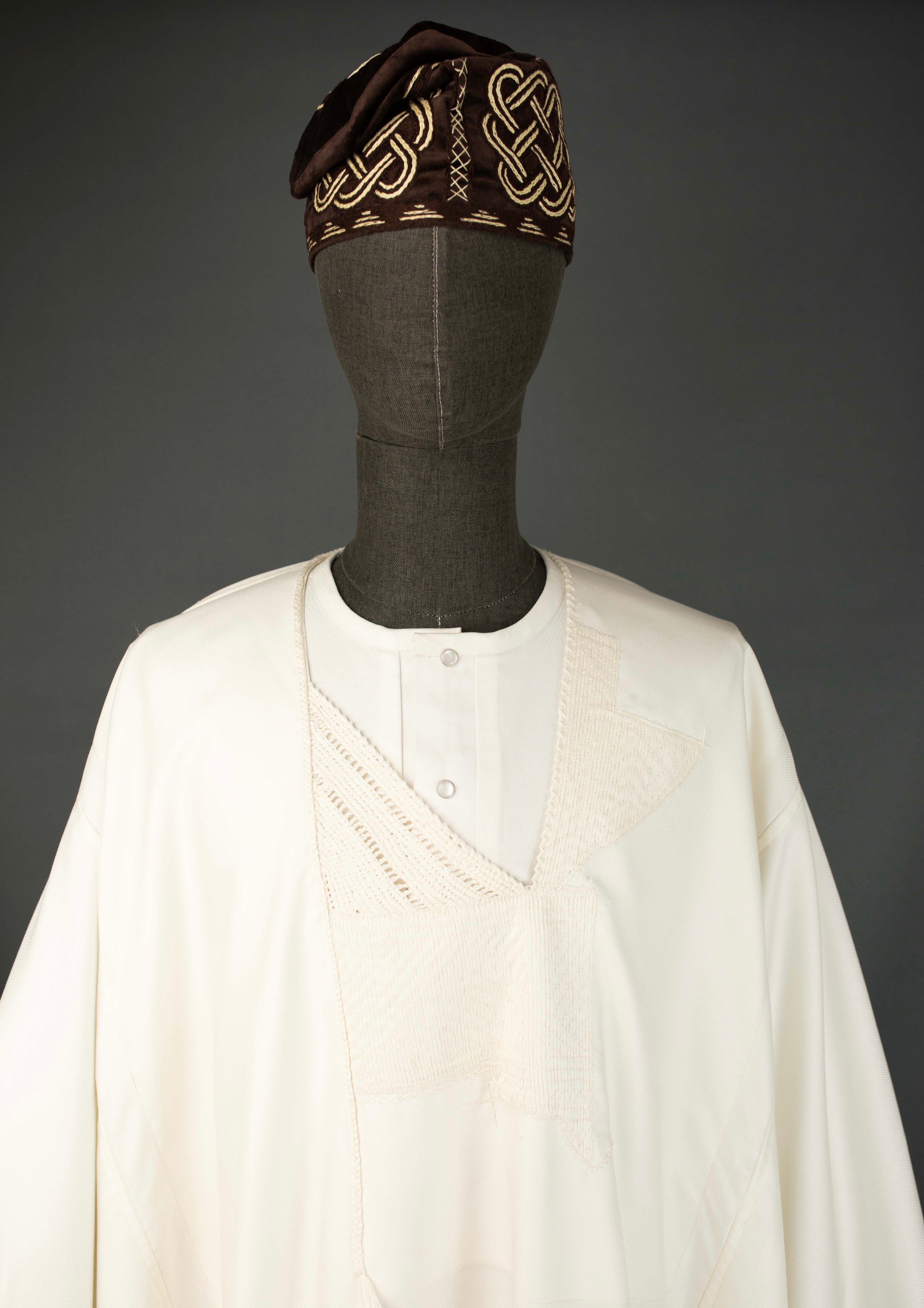 Cream “Oniru” Wave Jakan Agbada – Embroidered Wool 3-Piece Set for Men