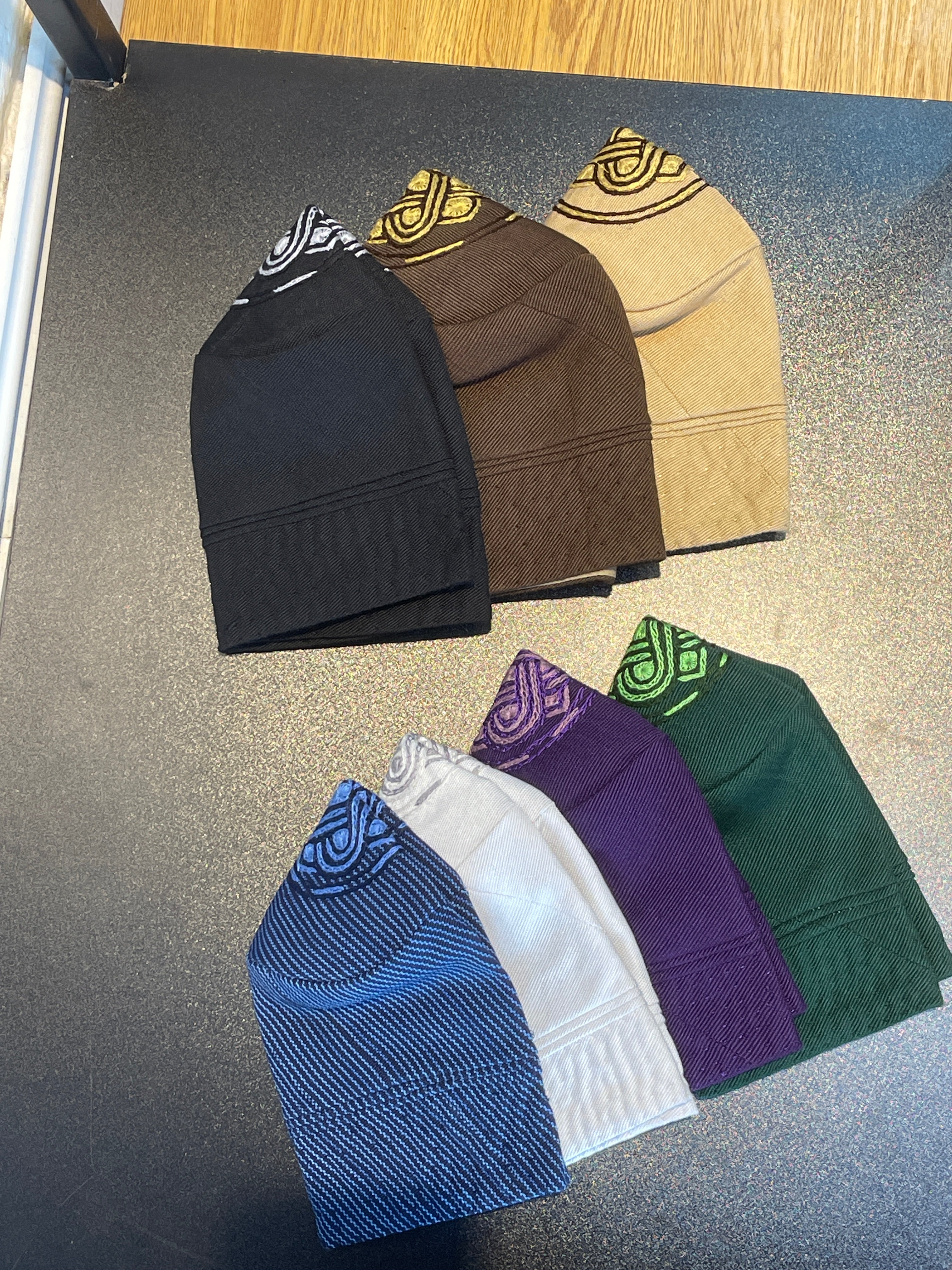 Orí Adé Signature Yoruba Cap with Hand-Embroidered Heritage Knot