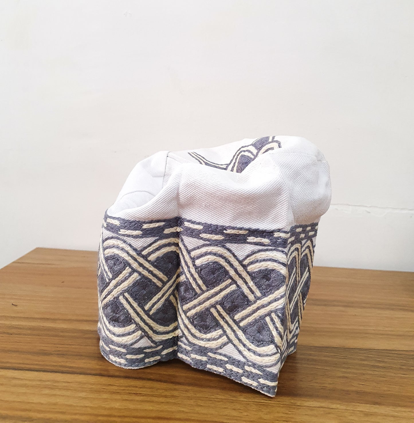 White yoruba embroidery caps