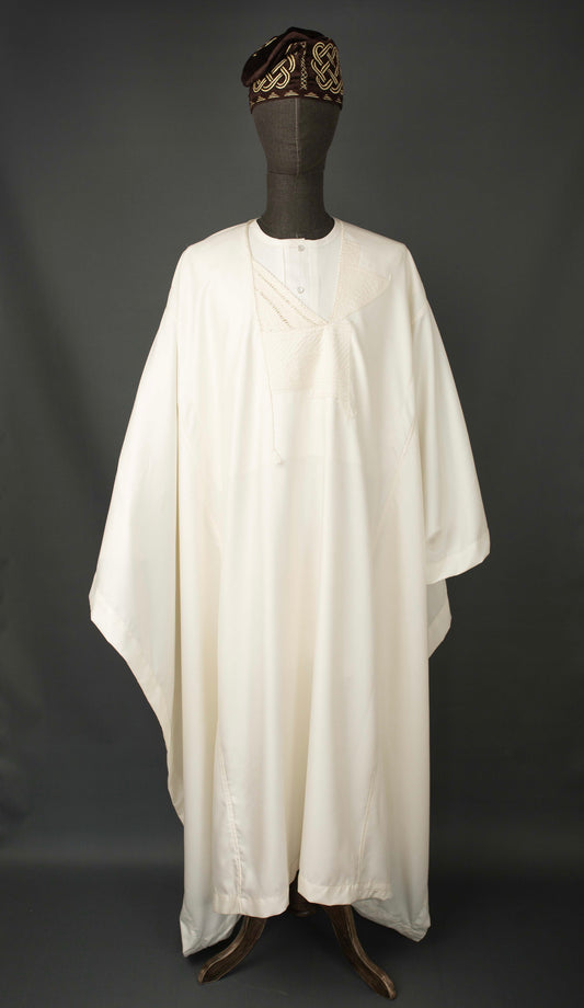 Cream “Oniru” Wave Jakan Agbada – Embroidered Wool 3-Piece Set for Men