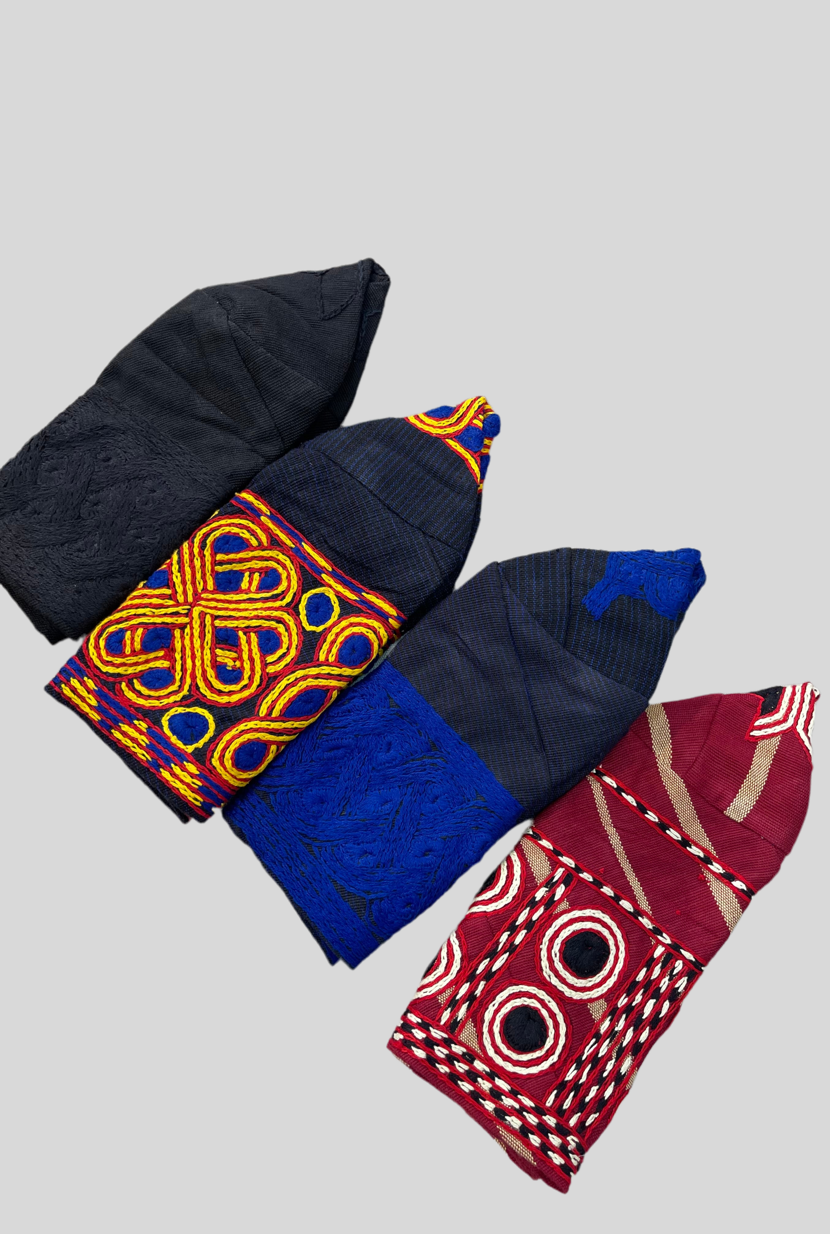 4 colors of handknit embroidery aso ofi caps