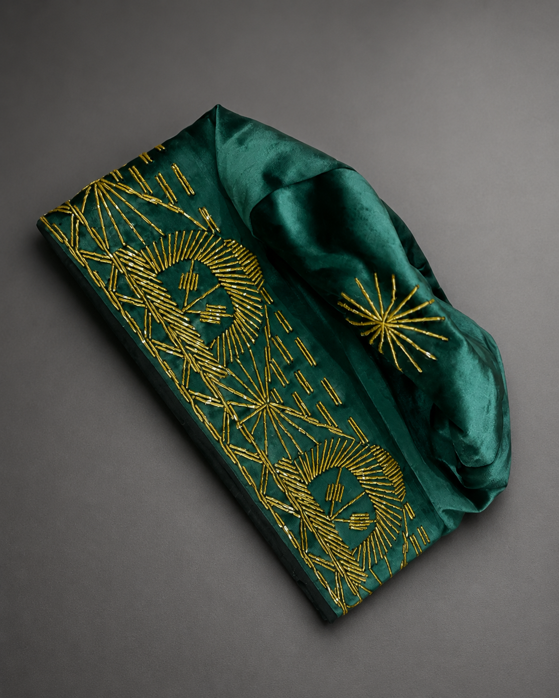 ÀKÓGUN Emerald green & gold Beaded Yorùbá Cap